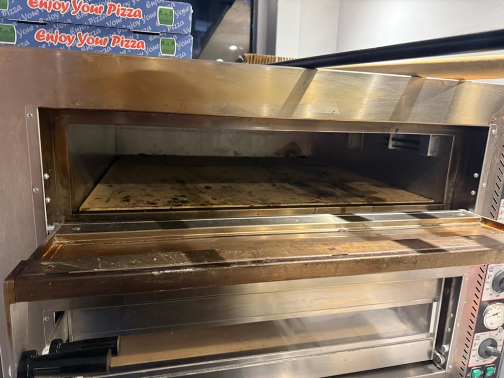 Professionele Cuppone Pizzaoven met Spiraalkneder, Ophalen of Verzenden