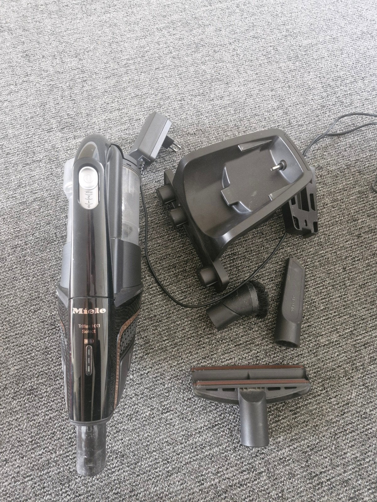 Miele Triflex HX1 Select Steelstofzuiger, accu defect, Witgoed en Apparatuur, Gebruikt, Draadloos, Ophalen of Verzenden, Miele