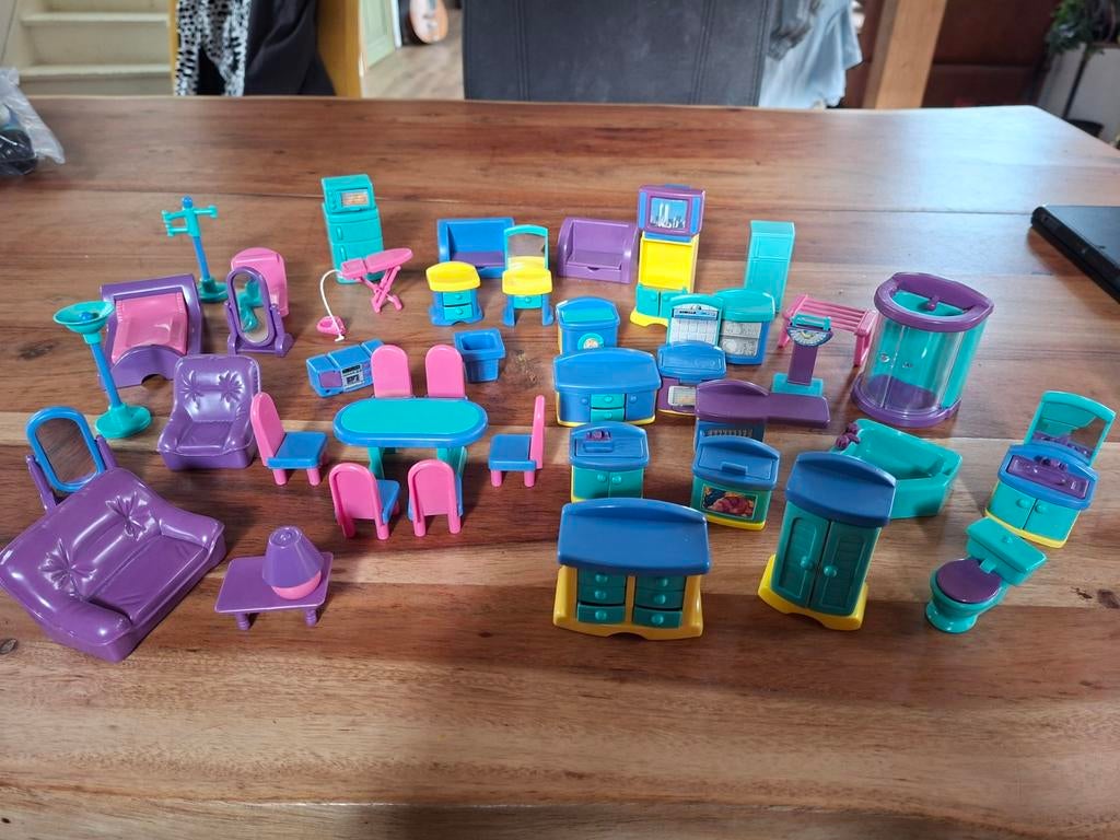 Inrichting poppenhuis complete huisraad vintage, Ophalen of Verzenden, Gebruikt, Toebehoren