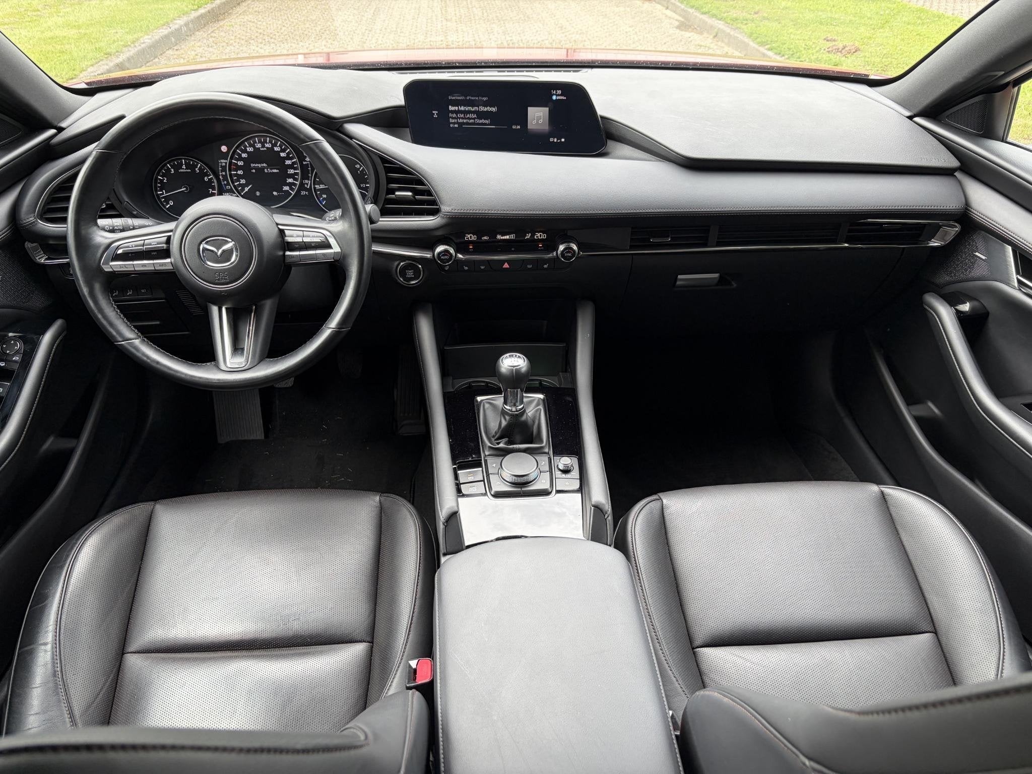 Mazda 3 2.0 e-SkyActiv-G M Hybrid Luxury / Fabrieksgarantie, Auto's, Voorwielaandrijving, 1998 cc, Gebruikt, 4 cilinders