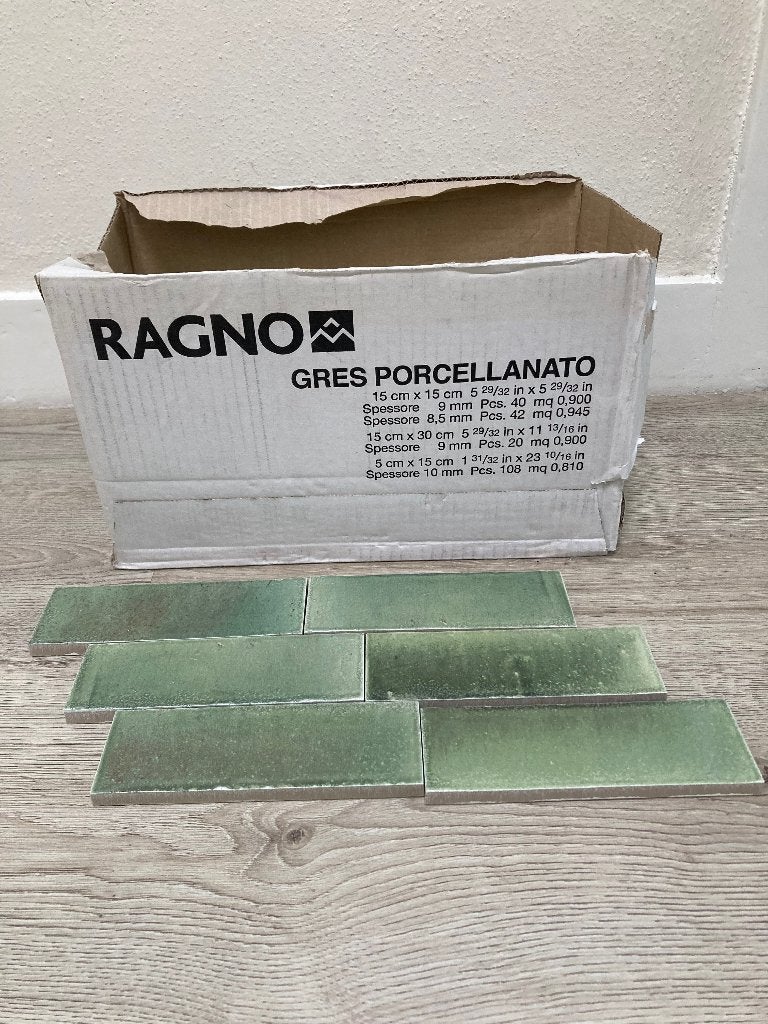 Nieuwe groene Ragno Gleeze wandtegels 5 x 15 cm ca. 0,5 m2, Doe-het-zelf en Verbouw, Tegels, Ophalen, Nieuw, Minder dan 20 cm
