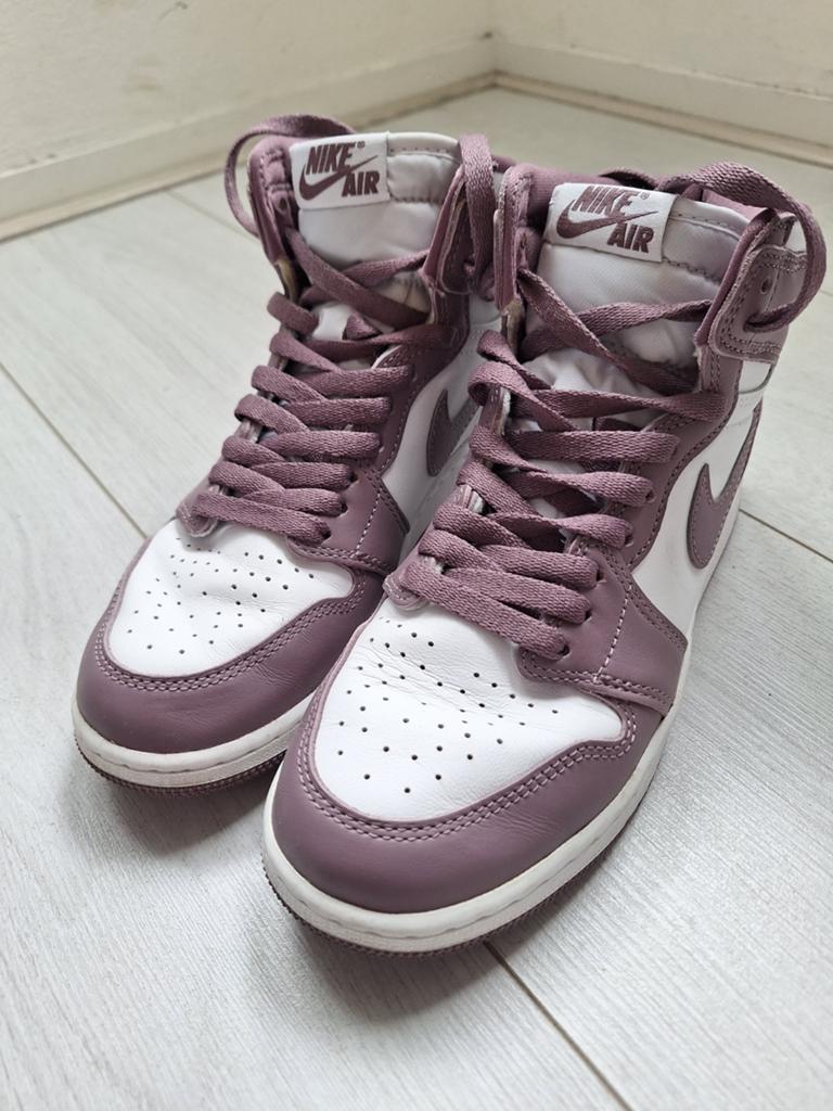 Nike Air Jordan sneakers, maat US 5,5, valt als 36, Kinderen en Baby's, Kinderkleding | Schoenen en Sokken, Ophalen of Verzenden