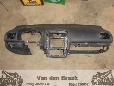 Volkswagen Golf 2008-2012 Dashboard inclusief airbags, Gebruikt, -, Volkswagen, Herkomst onderdeel bekend