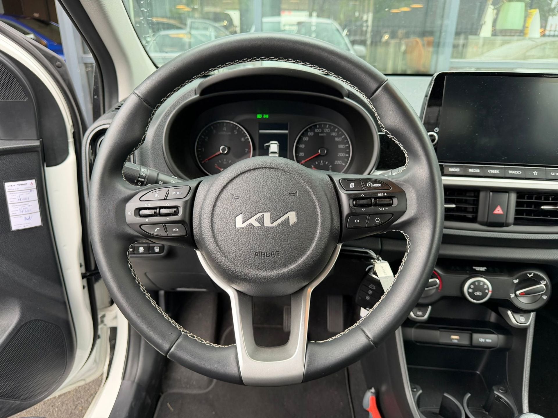 Kia Picanto 1.0 DPi DynamicLine | Camera | Cruise | DAB | Ai, Dealer onderhouden, Stof, Gebruikt, 4 stoelen