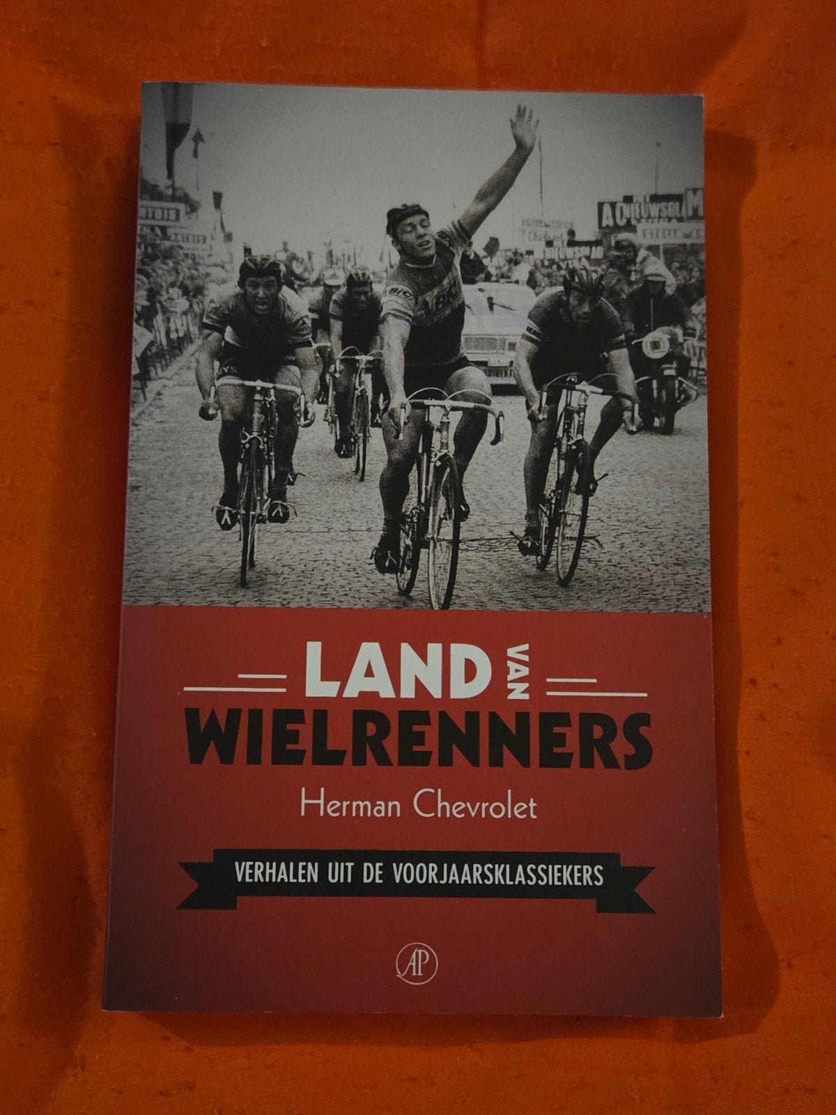 Herman Chevrolet - Land van wielrenners ,nieuw, Nieuw, Lopen en Fietsen, Ophalen of Verzenden, Herman Chevrolet