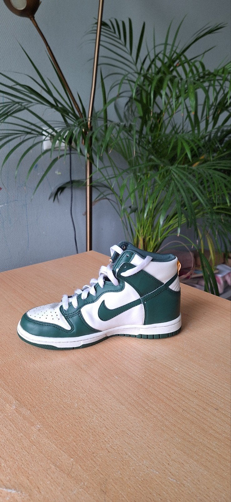 Nike Dunk High GS Australia (Green/White/University gold), Gebruikt, Jongen of Meisje, Schoenen, Ophalen of Verzenden