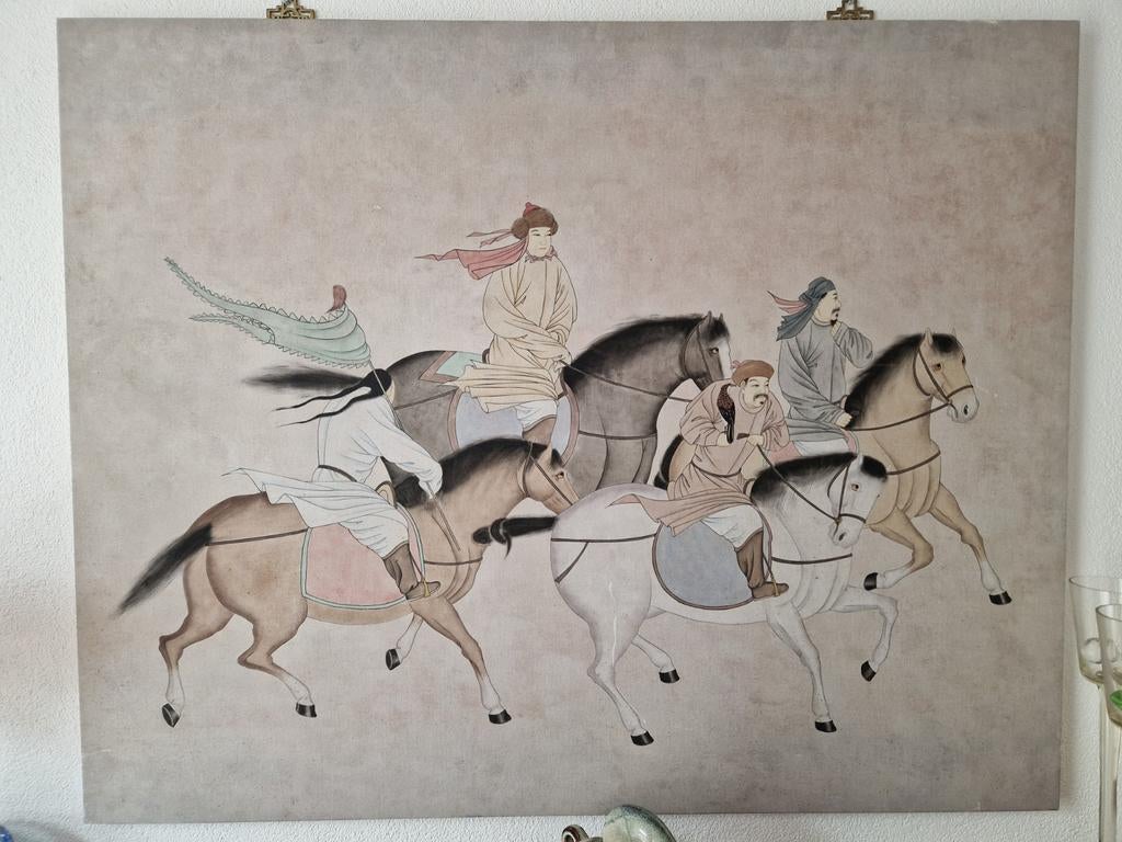 Schilderij met klassiek Chinees tafereel paarden en ruiters., Ophalen of Verzenden