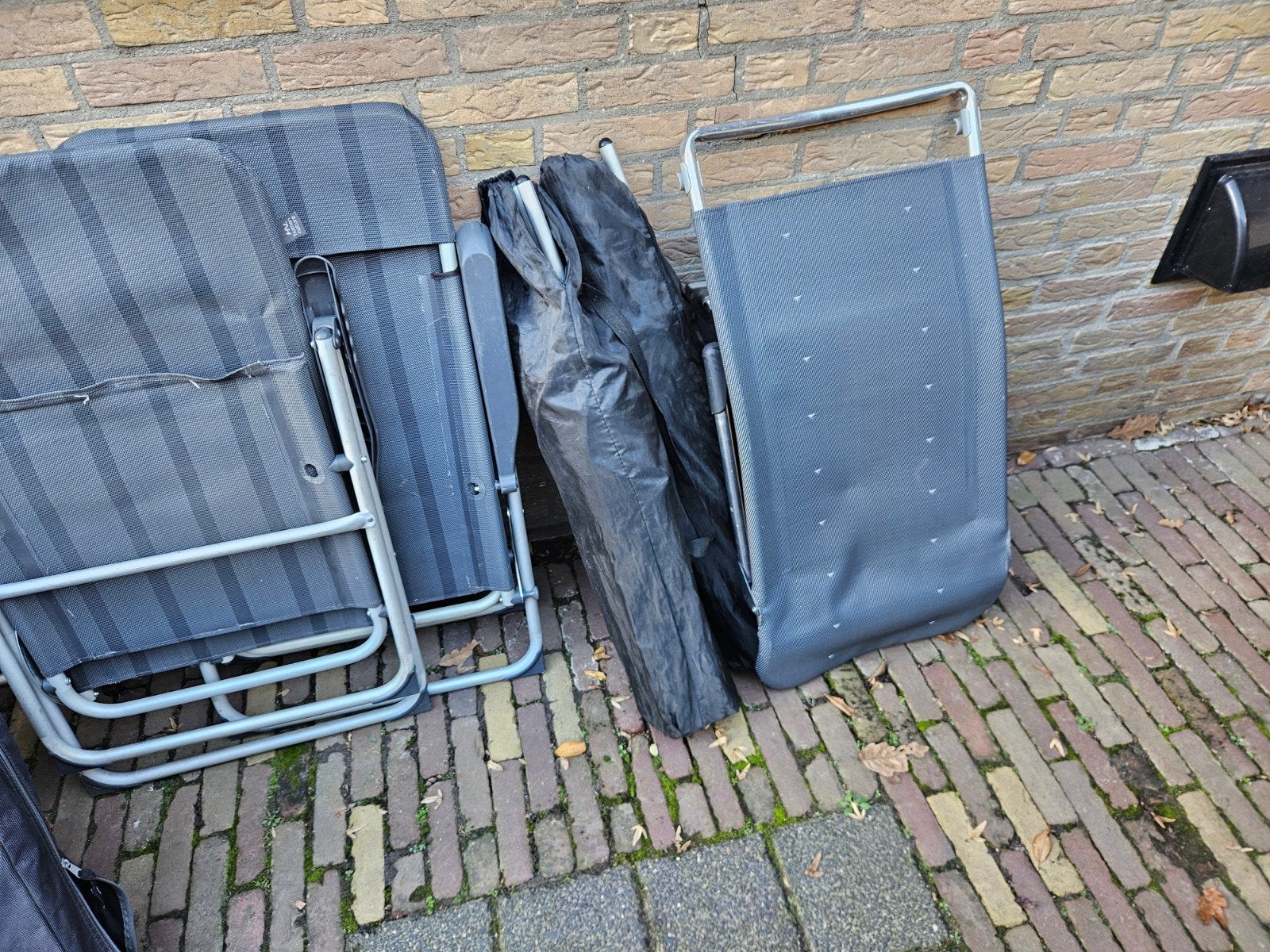 diverse campingspullen o.a. Crespo kast en brede stoelen, Caravans en Kamperen, Ophalen, Zo goed als nieuw, Campingstoel
