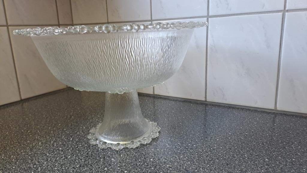 Grote glazen bowlset met 6 bijbehorende kopjes., Onbekend, Ophalen of Verzenden, Zo goed als nieuw, Aardewerk