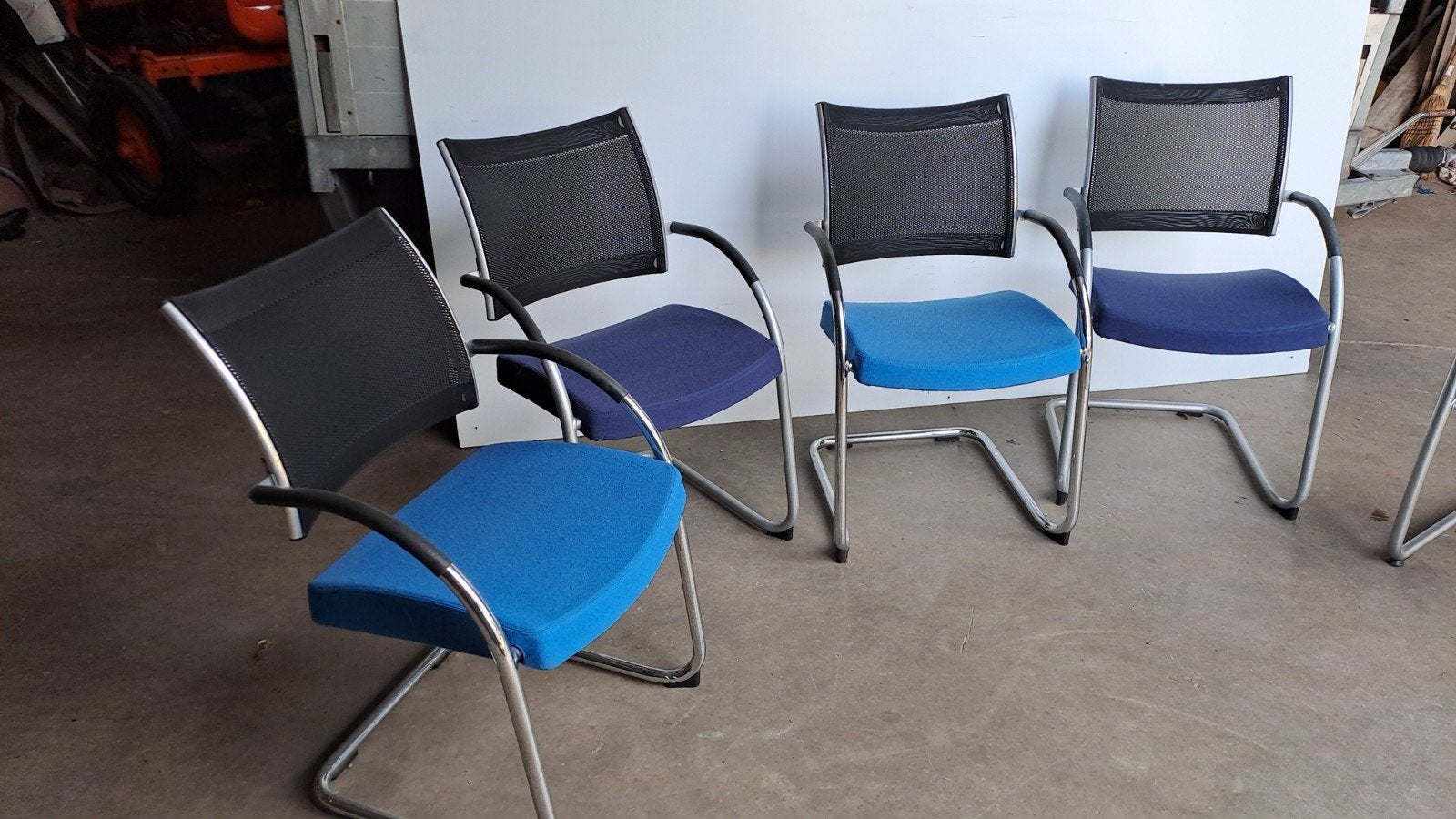 eetkamer, vergader of wachtkamer stoelen, Huis en Inrichting, Ophalen, Gebruikt, Blauw, Kunststof