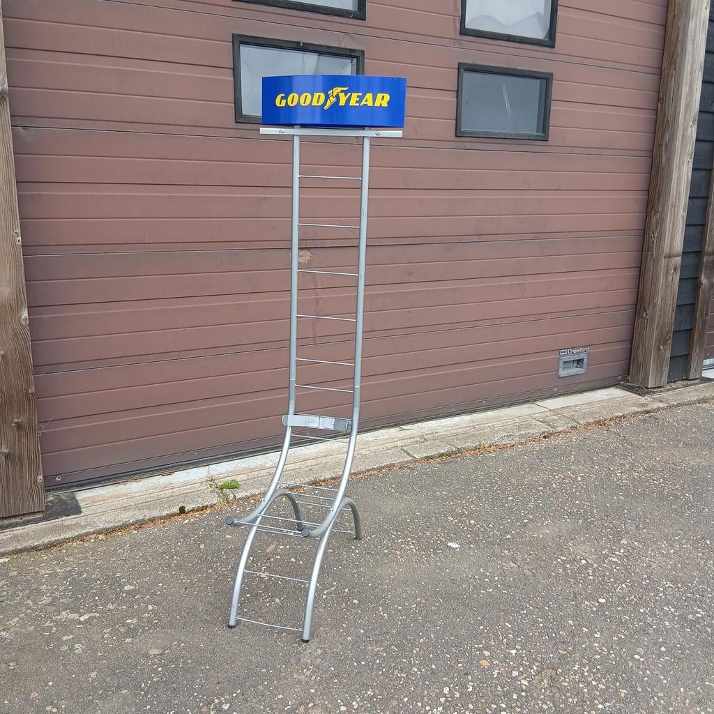 Goodyear display standaard - Reclame display, Ophalen