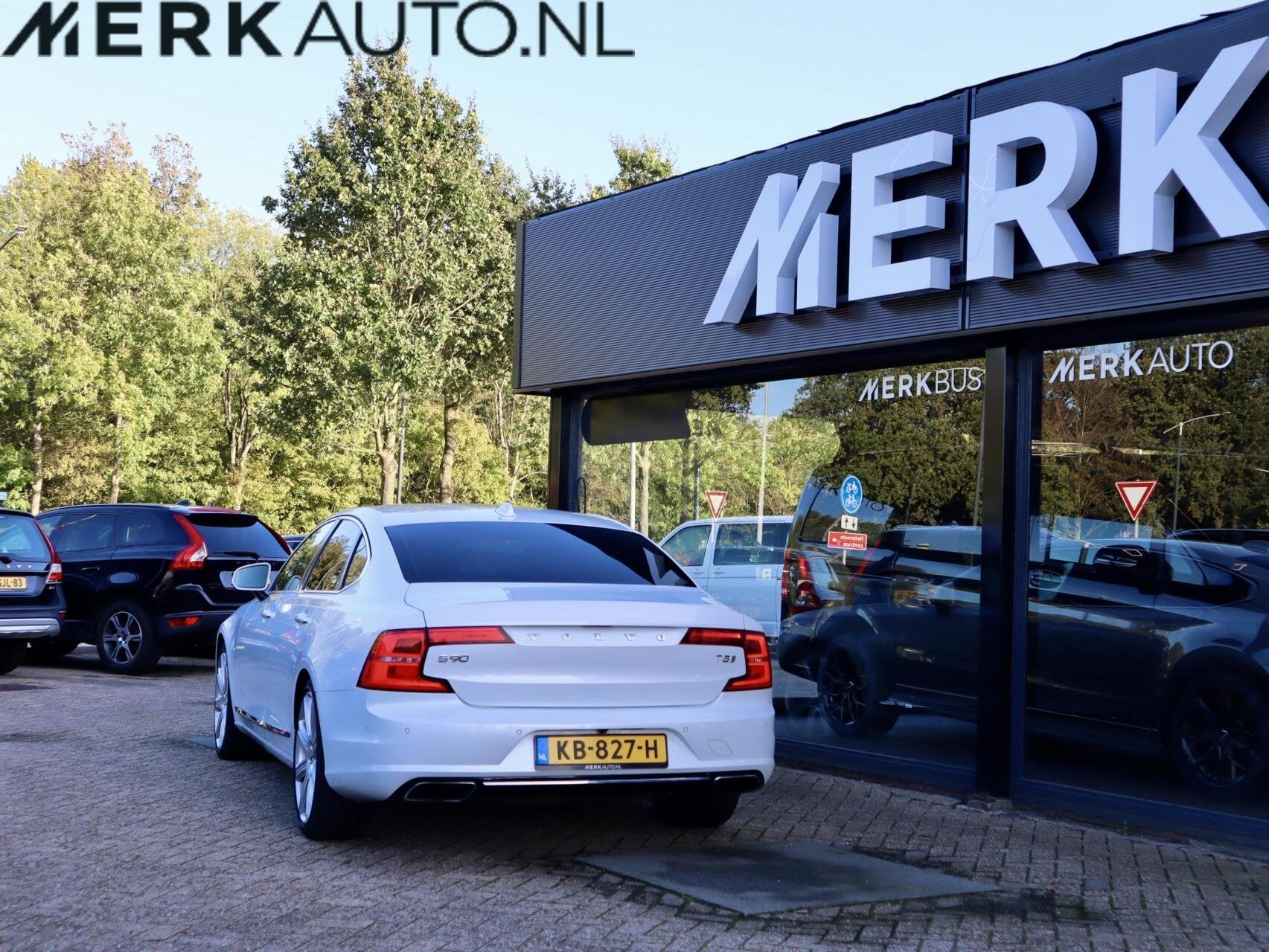 Volvo S90 2.0 T5 Inscription, Schuifdak,360c Camera,Trekhaak, Auto's, 15 km/l, 1969 cc, Wit, Bedrijf