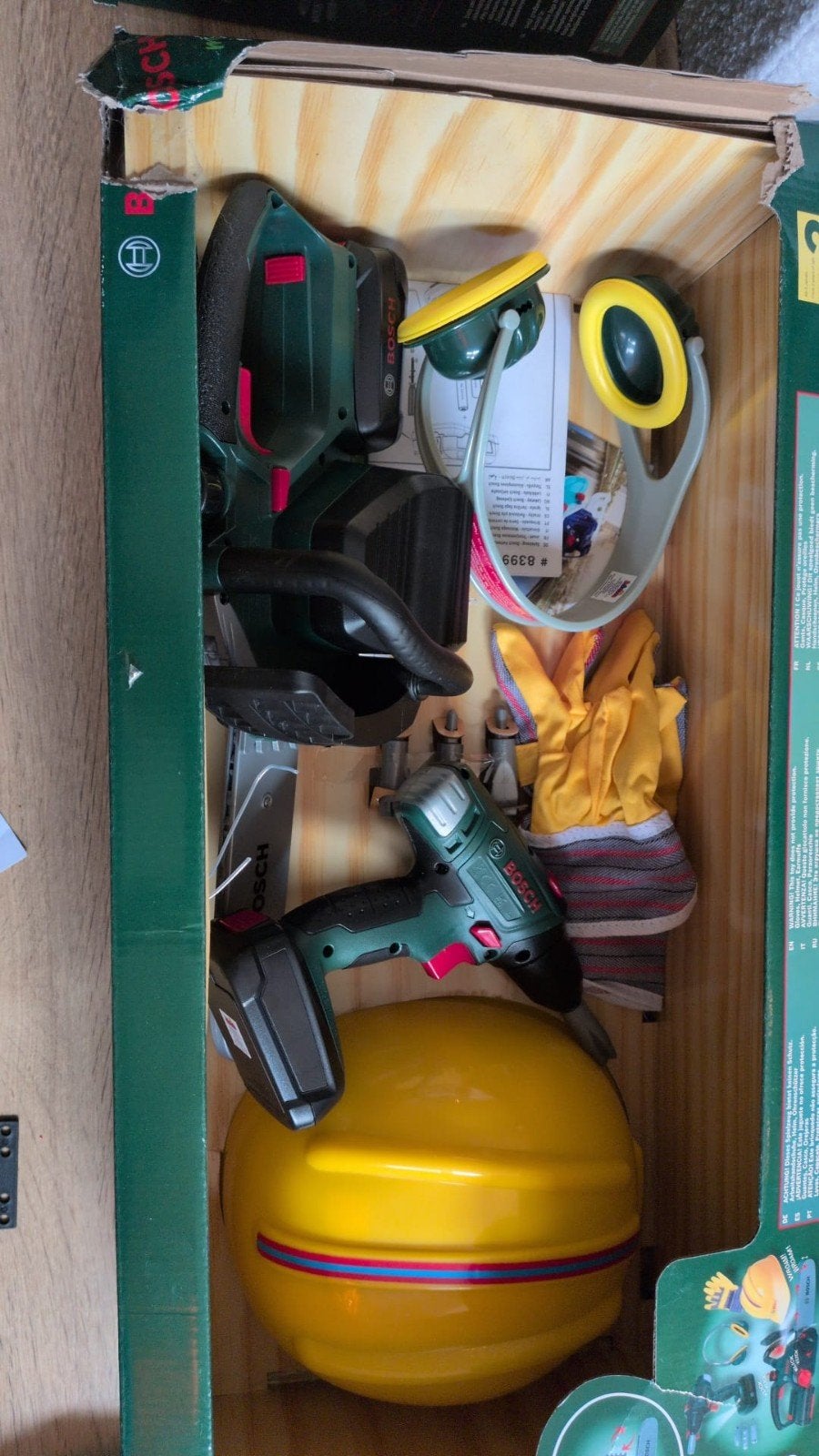 Bosch Speelgoed Gereedschap Set met Helm en Accessoires, Ophalen of Verzenden, Zo goed als nieuw, Knutselen