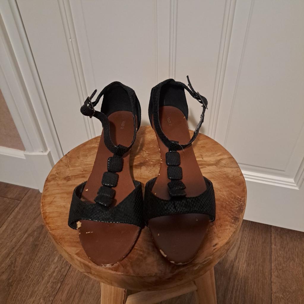 sandalen zwart mt. 39, Kleding | Dames, Schoenen, V%D, Zwart, Gedragen, Sandalen of Muiltjes