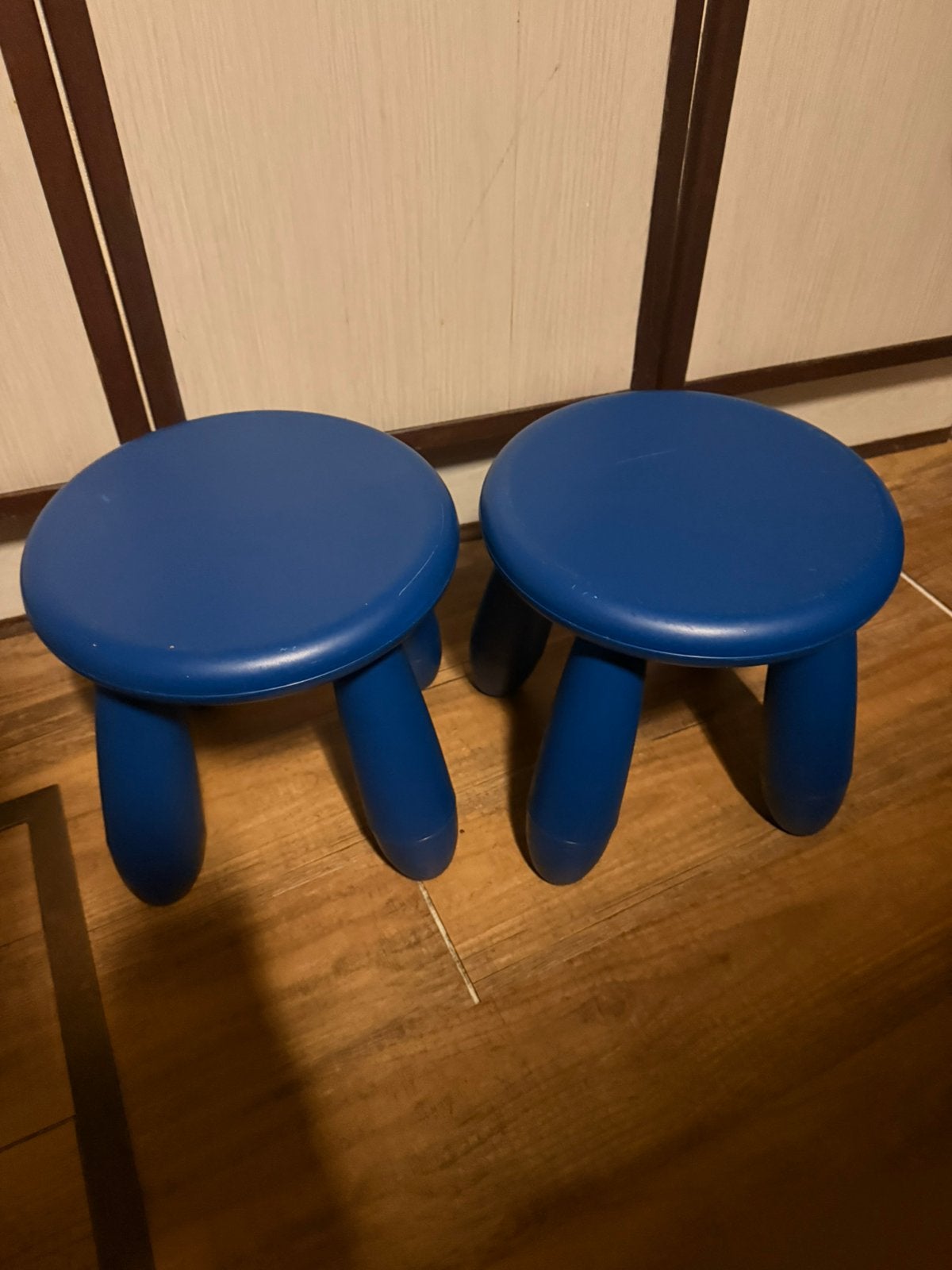 Ikea krukjes 2x (mammut), Huis en Inrichting, Krukjes, Ophalen, Zo goed als nieuw, Hout