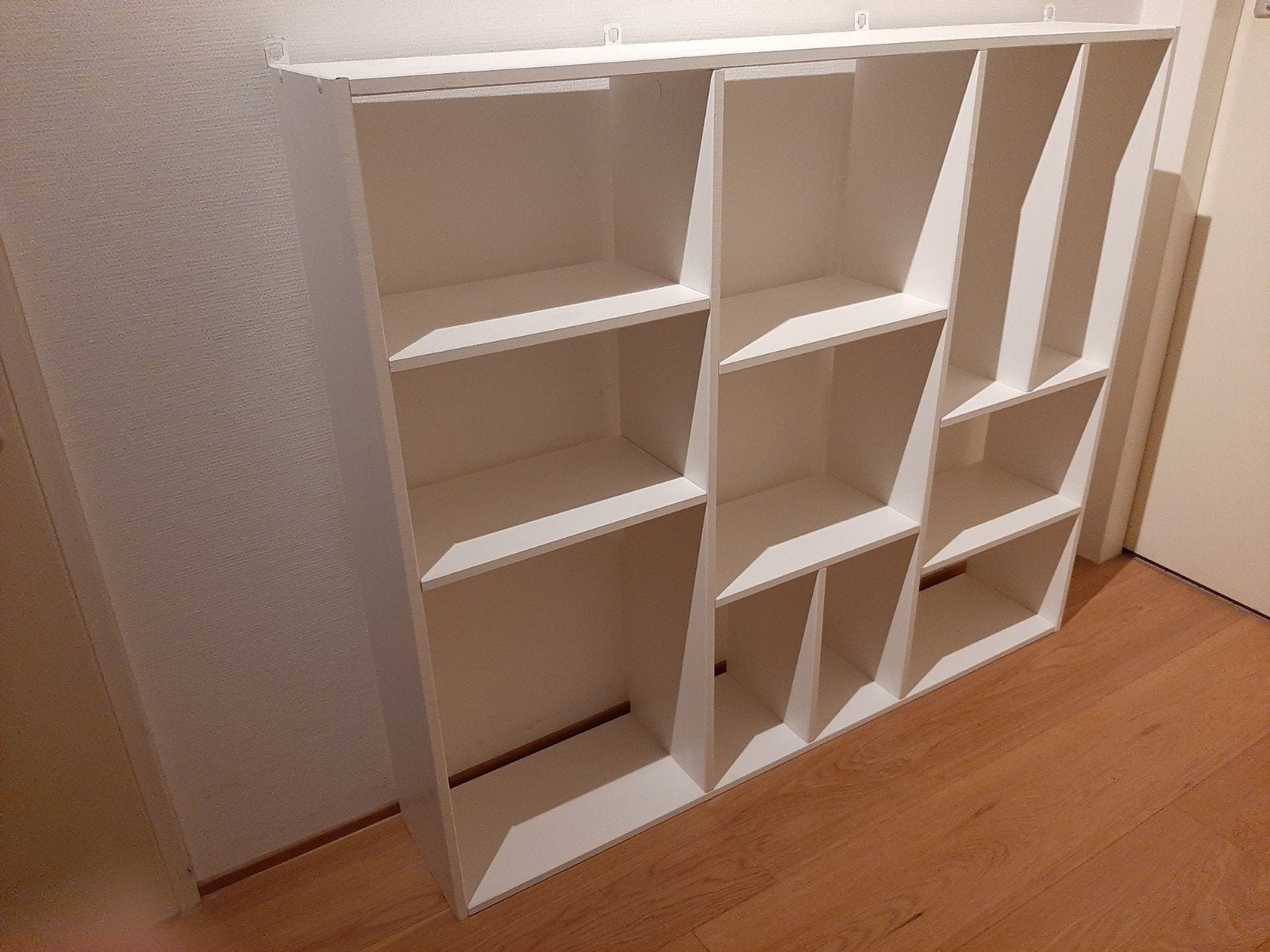 LEUK HOUTEN KASTJE WIT MAT, Ophalen