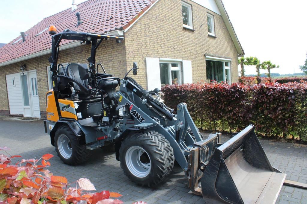 Giant G 2300HD X-TRA (bj 2023), Wiellader of Shovel