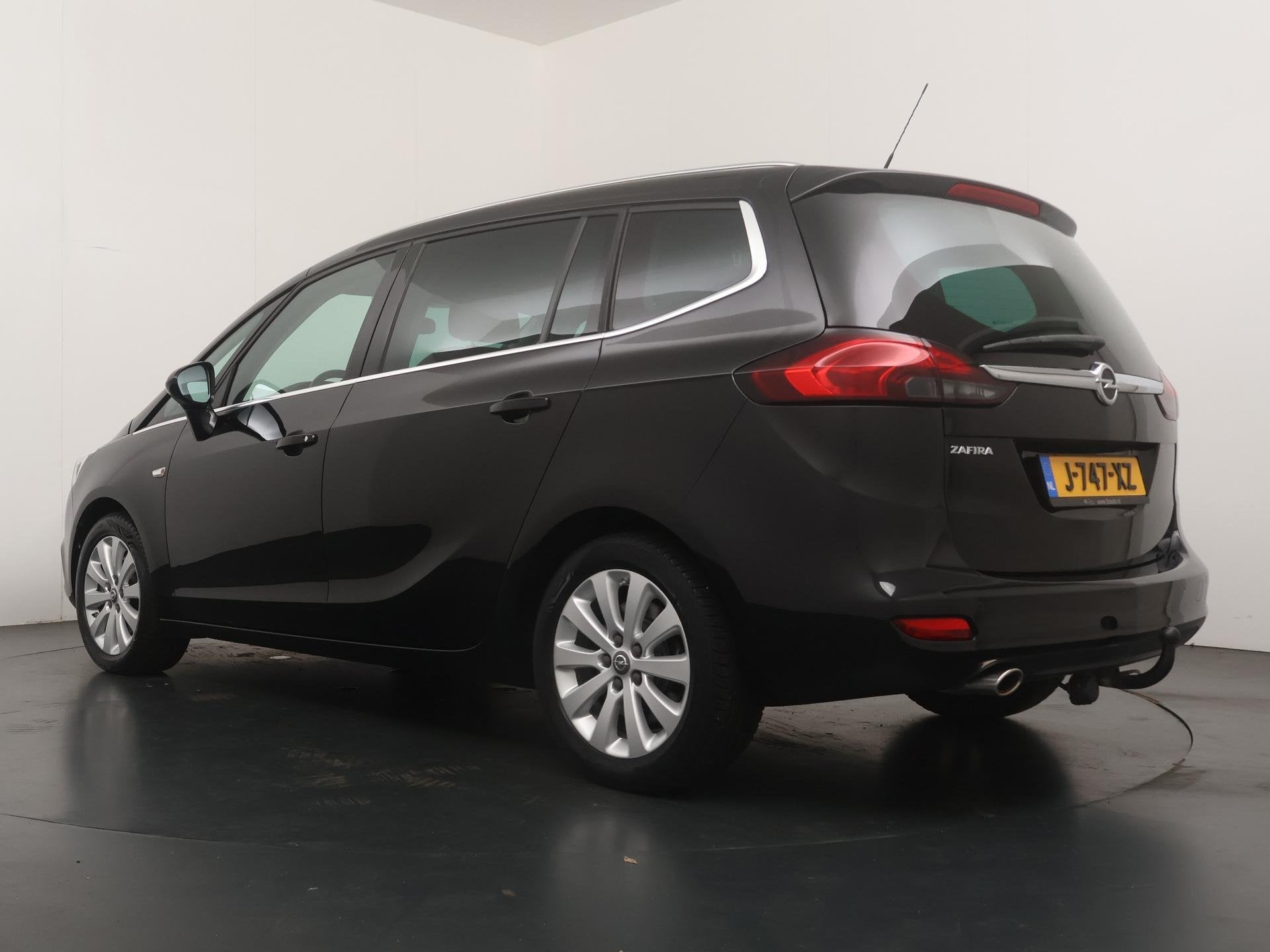 Opel Zafira 1.6 Turbo Online Edition 7p Automaat - Apple Car, Gebruikt, 4 cilinders, 7 stoelen, Zwart