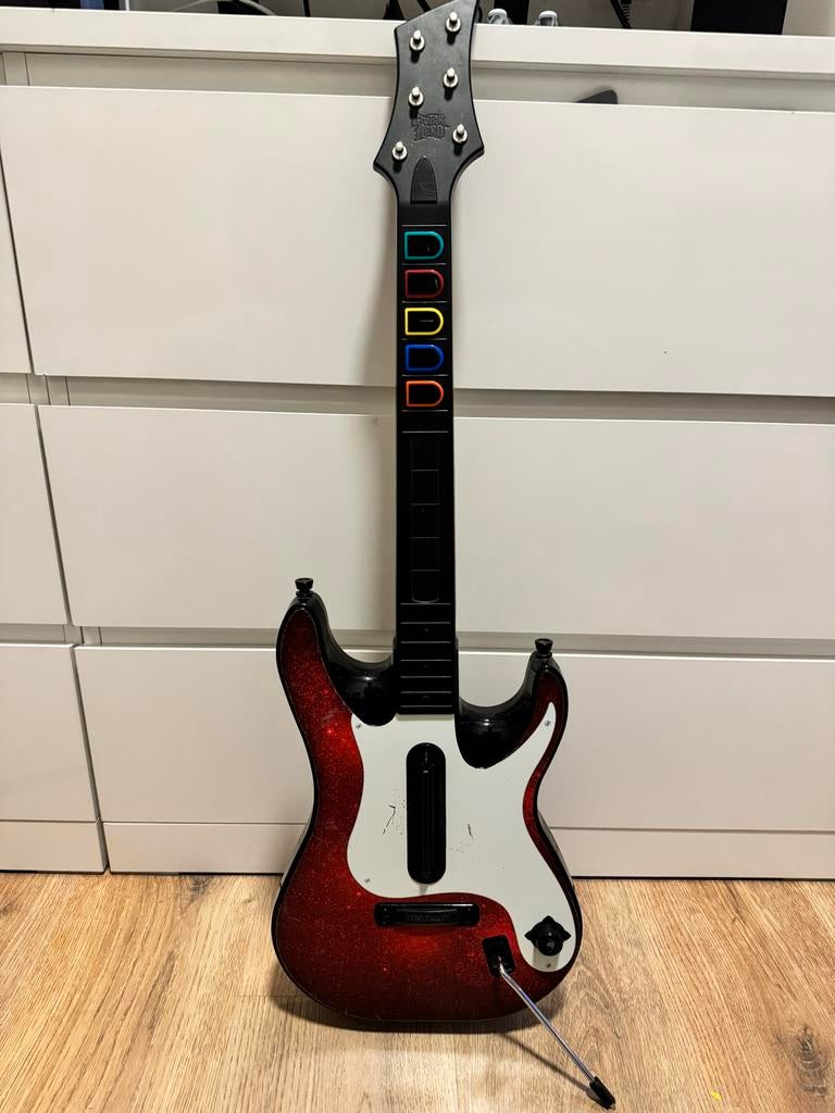 Guitar Hero 5 Gitaar PS2/PS3, Spelcomputers en Games, Games | Overige, Gebruikt, Muziek, 1 speler, Vanaf 7 jaar, Eén computer