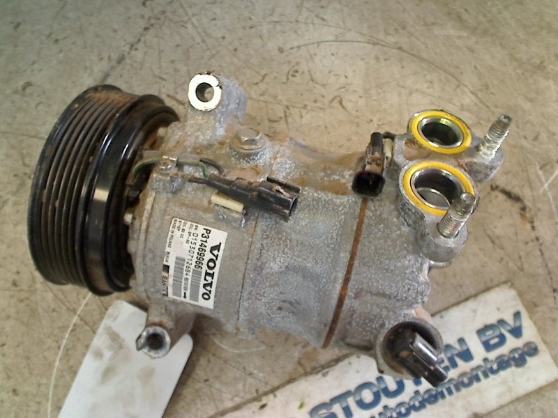 Airco Pomp Volvo V40 (MV) (2015-02/2019-08) P31469966, Gebruikt, Siegburger Straße 229, Köln 50679, , Duitsland, Info@volvocars.com