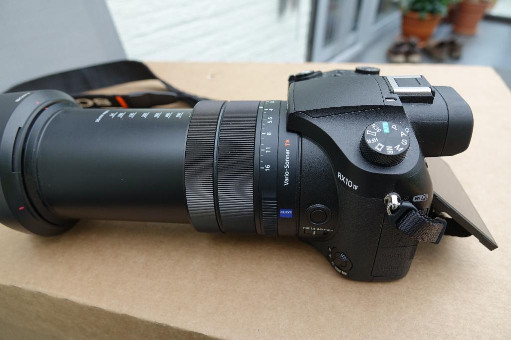 Sony camera RX10 M4 gelijk als nieuw, Audio, Tv en Foto, Fotocamera's Digitaal, 20 Megapixel, Ophalen of Verzenden, Zo goed als nieuw