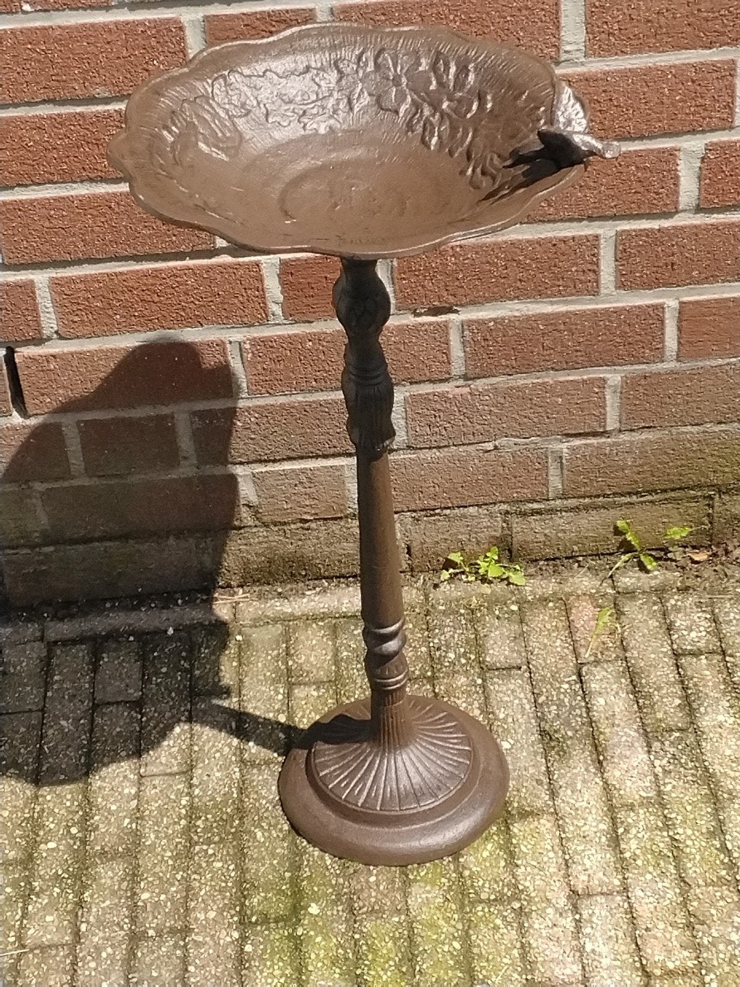 Decoratieve vogelbad standaard van gietijzer, Ophalen of Verzenden, Gebruikt, Metaal, Dierenbeeld