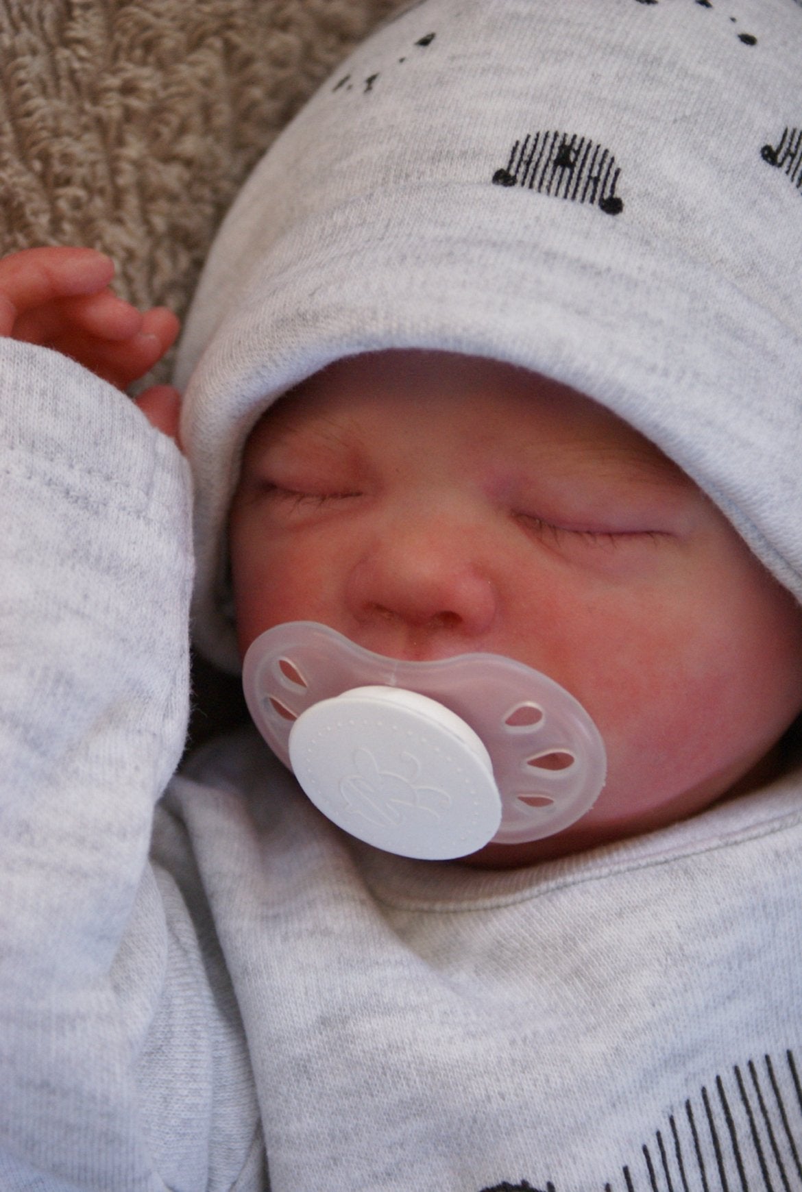 Prachtige reborn Lou te koop, Verzamelen, Ophalen of Verzenden, Zo goed als nieuw, Pop, Levensecht of Reborn