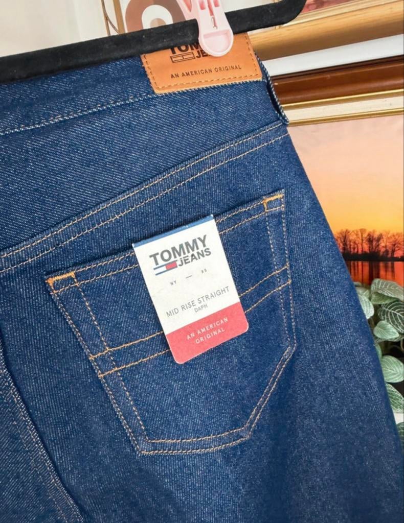 Nieuwe Tommy Hilfiger jeans maat 27x32, Ophalen of Verzenden, Nieuw, Blauw, W27 (confectie 34) of kleiner