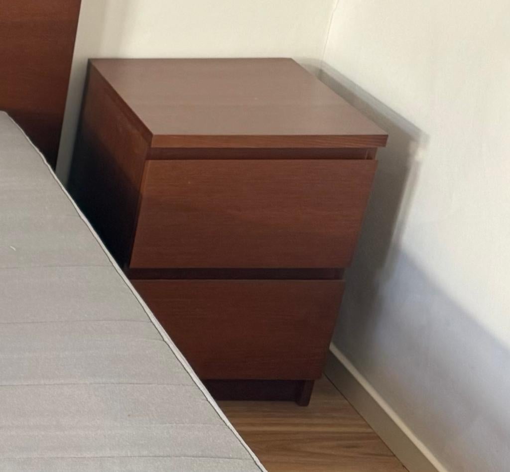 2x IKEA Malm nachtkastje - Bruin, Ophalen, Gebruikt, Minder dan 45 cm, 55 tot 70 cm