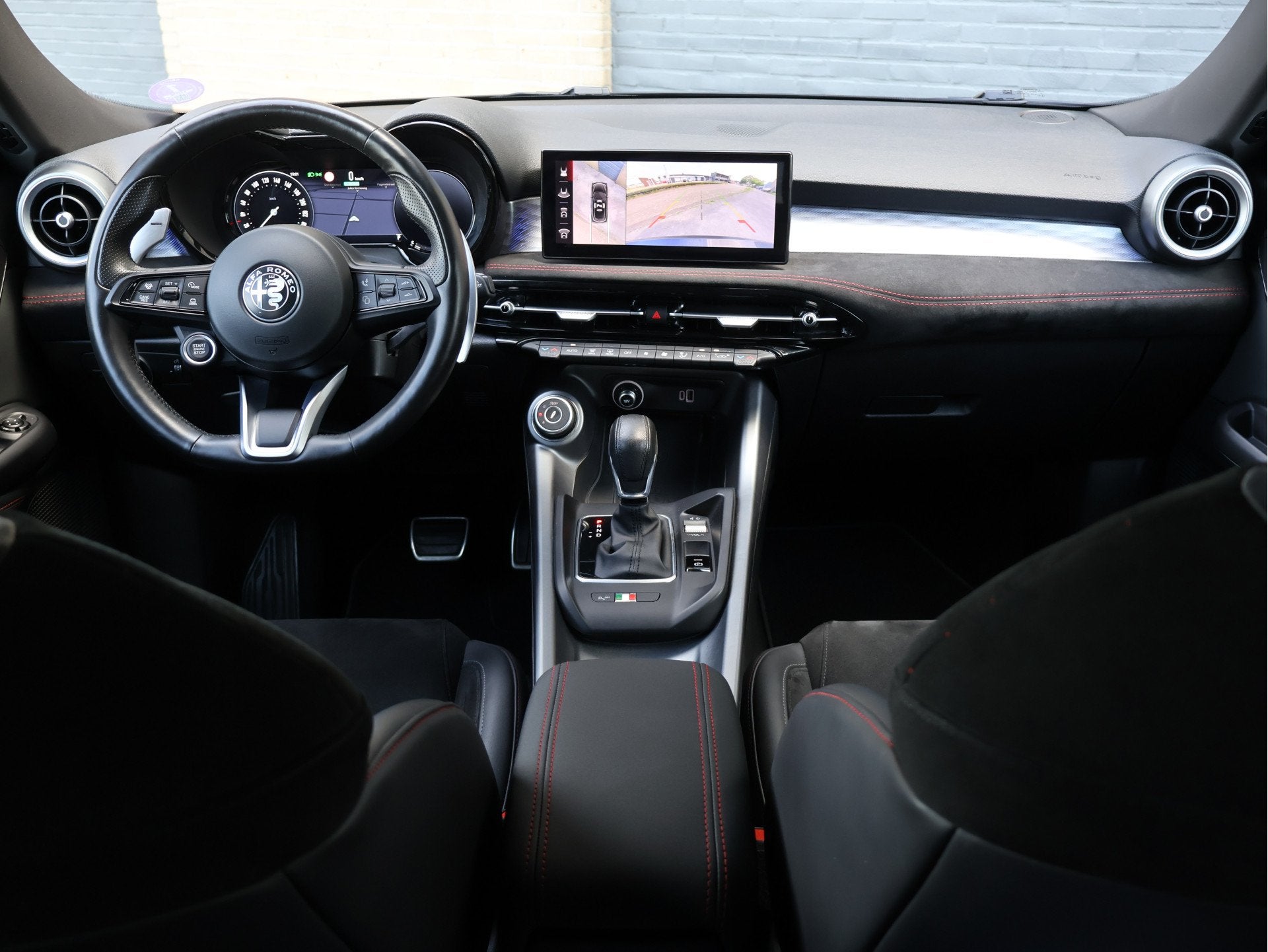 Alfa Romeo Tonale 1.5T Hybrid Veloce 160PK Alcantara | 360 C, Auto's, Gebruikt, 4 cilinders, 700 kg, 160 pk