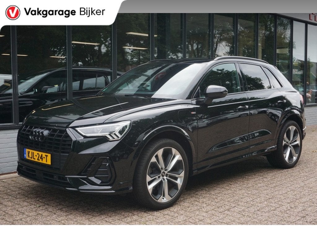 Audi Q3 45 TFSI e S edition Camera/Navi/20 Inch! (bj 2021), Auto's, Audi, 12 maanden, Gebruikt, Zwart, Hybride Elektrisch/Benzine
