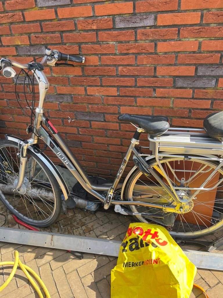 RIH elektrische fiets - Comfortabel en betrouwbaar, Ophalen of Verzenden, Zo goed als nieuw, Overige merken