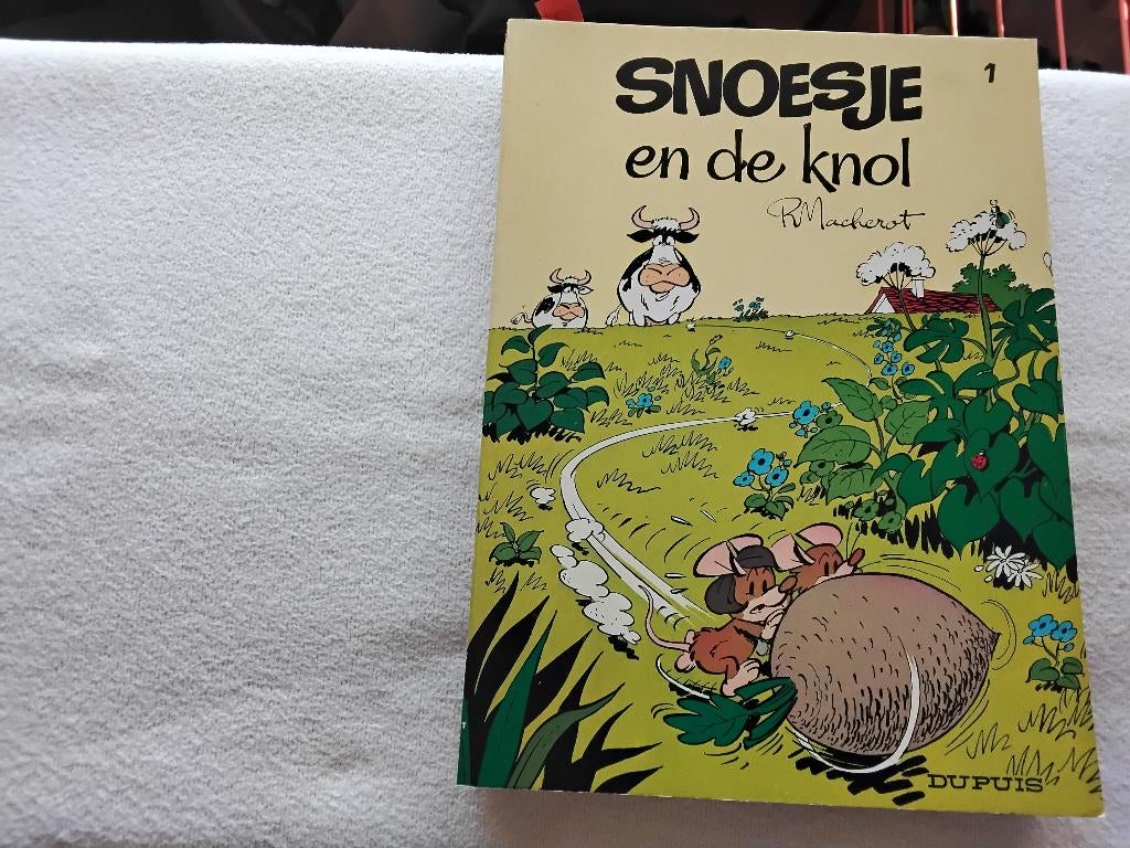 Macherot   Snoesje x 6, Meerdere stripboeken, Ophalen of Verzenden, Gelezen