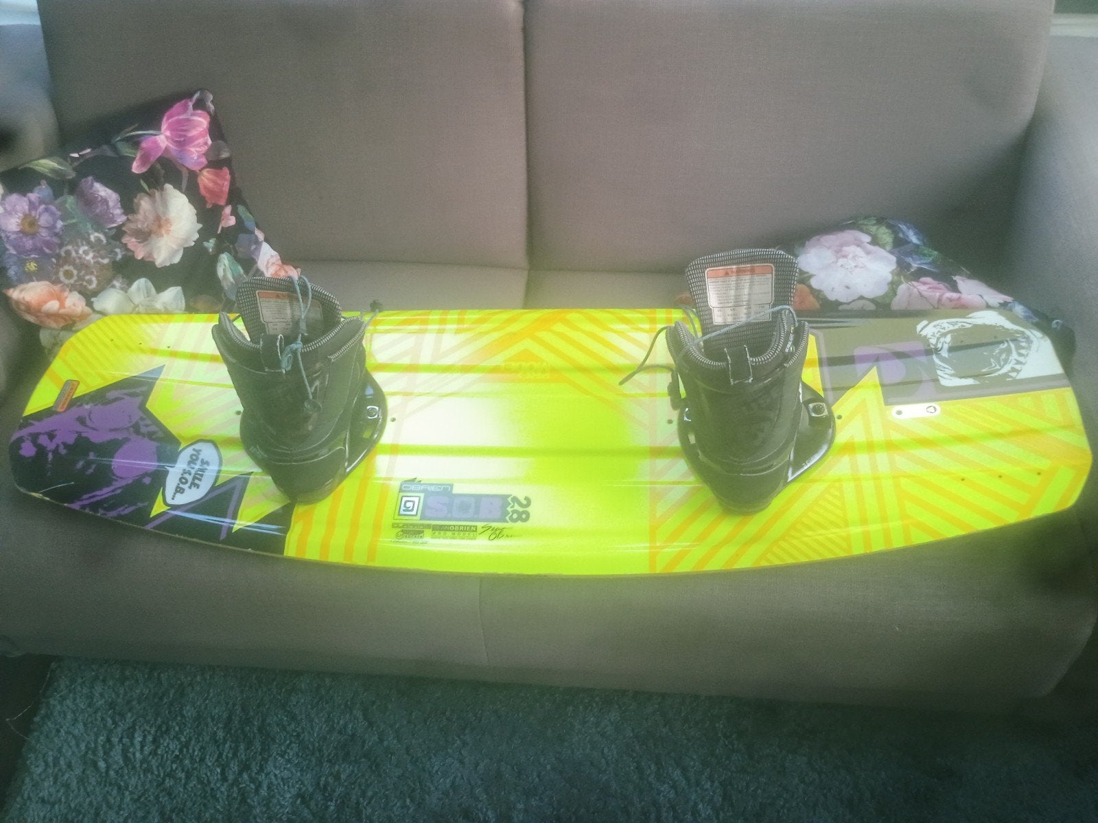 Wakeboard met bindingen - O'Brien System 128, Ophalen of Verzenden, Gebruikt, Board en Schoenen