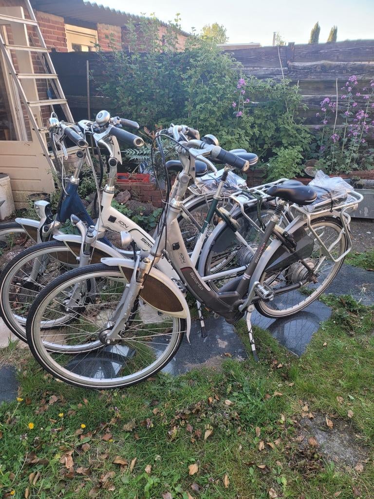 3 fietsengebru8kt maar geen accuu, Ophalen, Overige merken