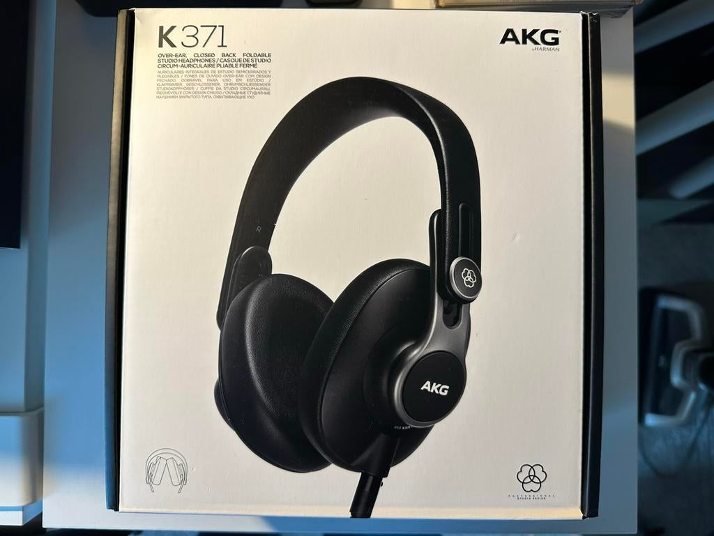AKG K371 zgan, Ophalen of Verzenden, Zo goed als nieuw, Overige merken