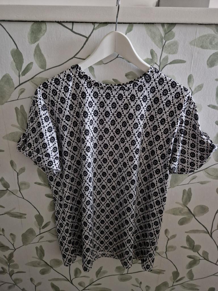 Mooi shirt van Eksept, Kleding | Dames, T-shirts, Maat 38/40 (M), Wit, Ophalen of Verzenden, Zo goed als nieuw