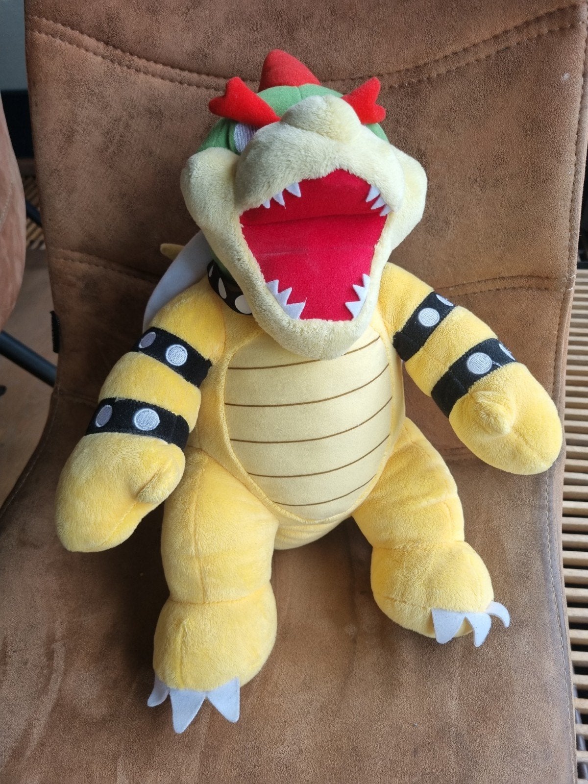 Build a bear super Mario bouser, Geel, Overige typen, Ophalen of Verzenden, Zo goed als nieuw