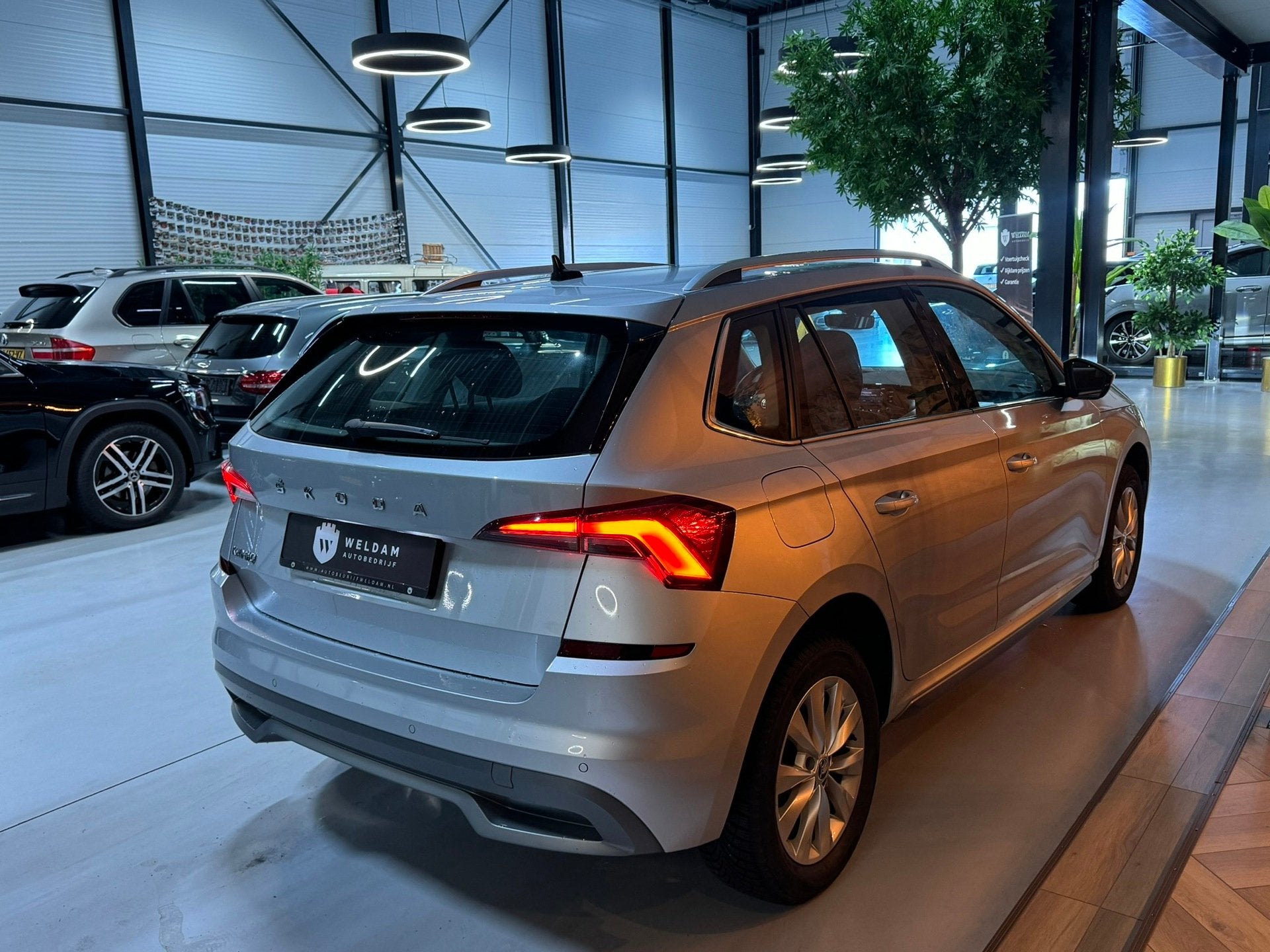 Skoda Kamiq 1.0 TSI Style|Automaat|Keyless|CarPlay|StoelVW|L, Auto's, Skoda, Stof, Gebruikt, Met garantie (alle), 116 pk