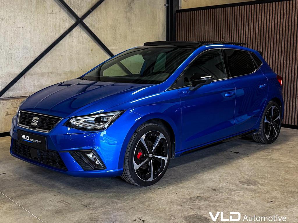 Seat Ibiza 1.0 TSI FR LED PANO BEATS CAM CARPLAY ALCANTARA, Gebruikt, Blauw, Ibiza, 3 cilinders