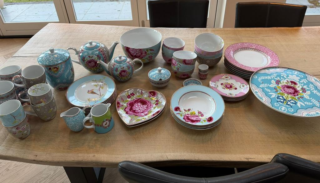Pip servies VINTAGE (52 delige set), Ophalen