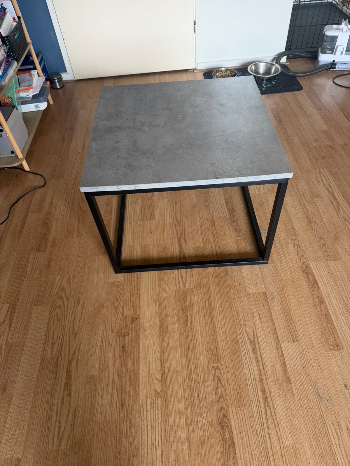 Salontafel/bijzettafel, Huis en Inrichting, Tafels | Salontafels, Ophalen, Overige materialen, 50 tot 100 cm, Vierkant