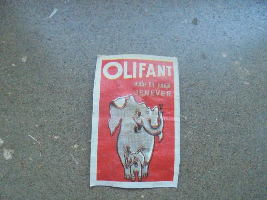 Oud lucifermerk OLIFANT Jenever, distilleerderij in SCHIEDAM, Ophalen of Verzenden, Zo goed als nieuw, Luciferdoosjes of -merken