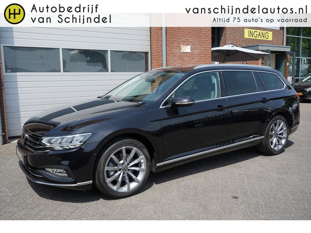 Volkswagen Passat Variant 1.5 TSI 150PK ELEGANCE / HIGHLINE, 4 cilinders, 150 pk, Zwart, 19 km/l