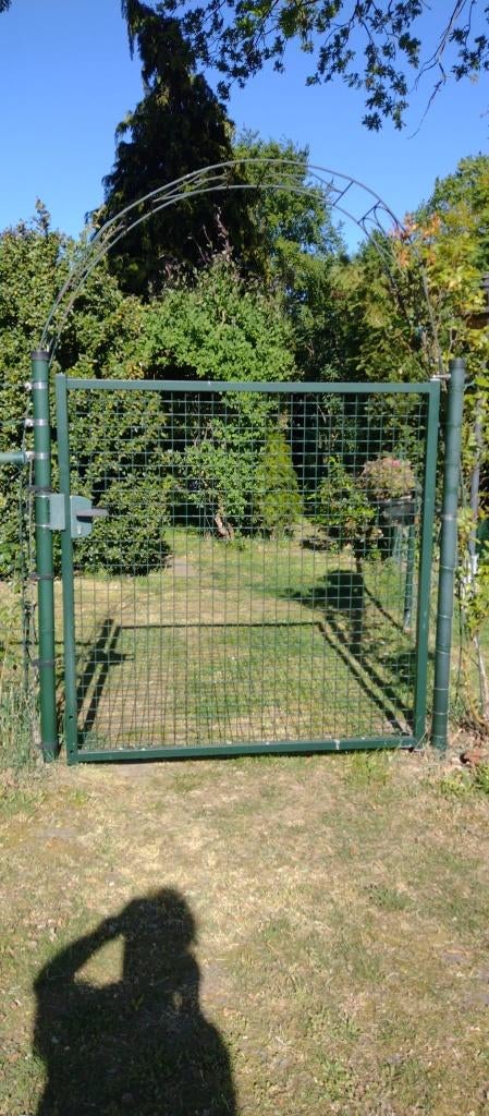 Looppoort hekwerk, Ophalen, Zo goed als nieuw, IJzer, Gaashekwerk