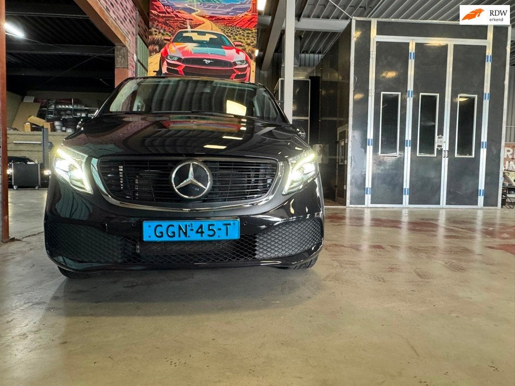 Mercedes-Benz EQV 300 L2 90 kWh | Taxiklaar | Nieuwe APK |, Auto's, Gebruikt, 2535 kg, 204 pk, 6 stoelen