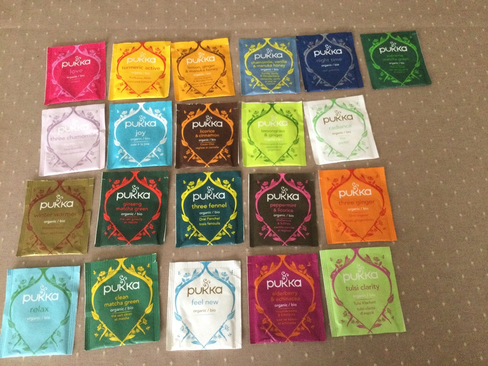 21 verschillende theezakjes van pukka, Ophalen of Verzenden, Theezakje(s)