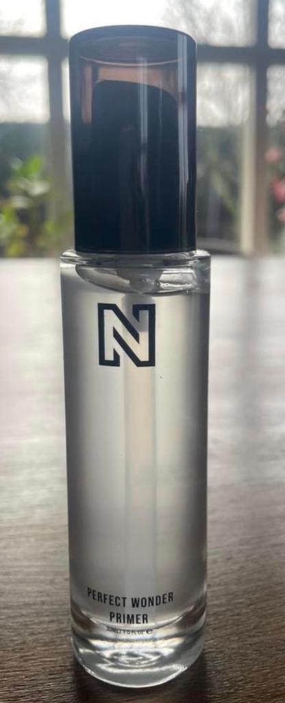 Nikkie primer, Ophalen of Verzenden, Zo goed als nieuw, Gehele gezicht, Toebehoren