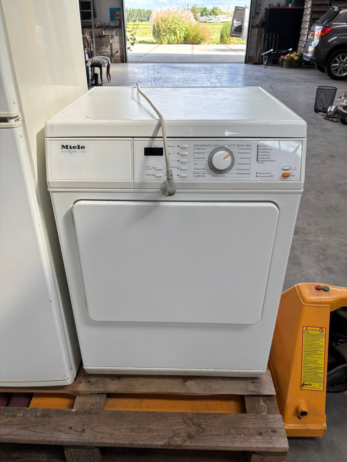 Miele novotronic T263 wasdroger, Ophalen, Gebruikt, 4 tot 6 kg, Voorlader