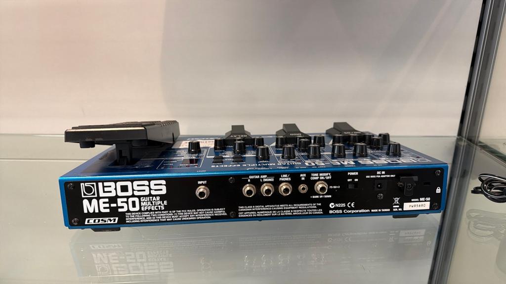BOSS ME-50 Gitaar Multi-effectpedaal - Zo goed als nieuw, Muziek en Instrumenten, Effecten, Boss, Ophalen of Verzenden, Distortion, Overdrive of Fuzz